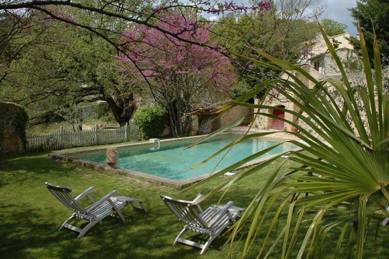 Отель La Tuiliere En Luberon Кадне Экстерьер фото